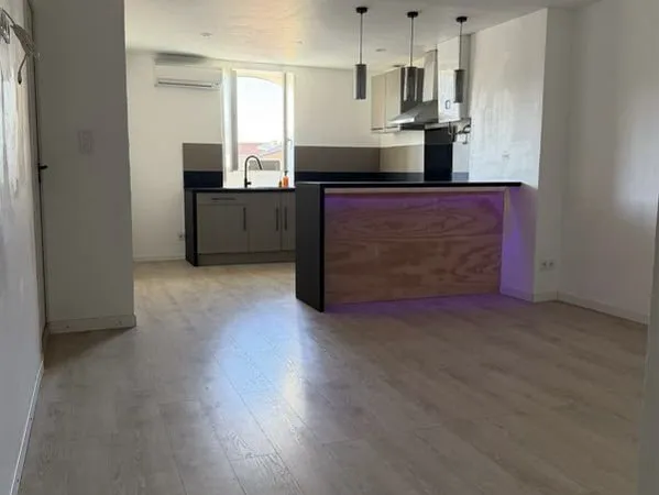 T3 70 m² - Vue Mont Saint-Clair - Climatisation - Entièrement rénové