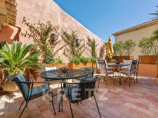 Grimaud Village - magnifique maison de ville