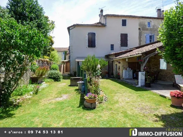 Maison Vente Ruffec 10p 280m² 315000€