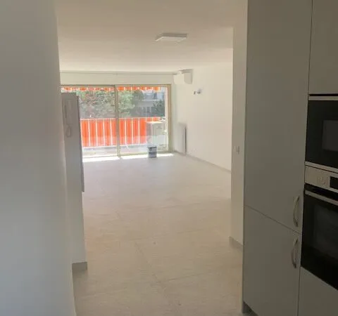 A LOUER Cagnes-sur-Mer À deux pas de la mer | Spacieux 5 piè