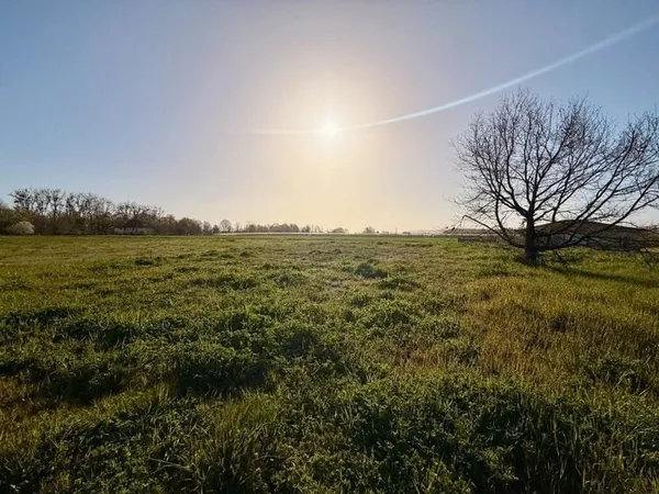 Terrain 1328 m²