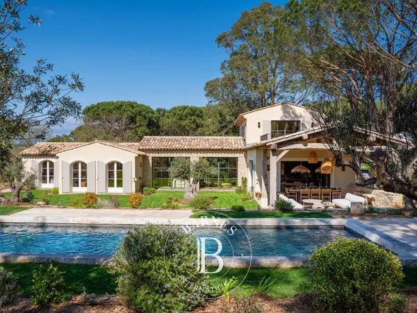 RAMATUELLE - VILLA 4 CHAMBRES - PISCINE