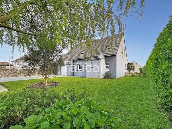 Maison avec vie de plain-pied à 800 m du centre ville