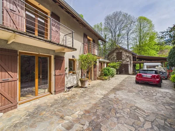 Maison de village Aix les Bains 217m2