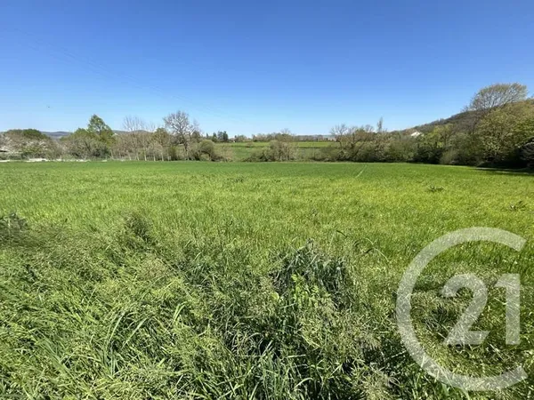 Terrain 10815 m²