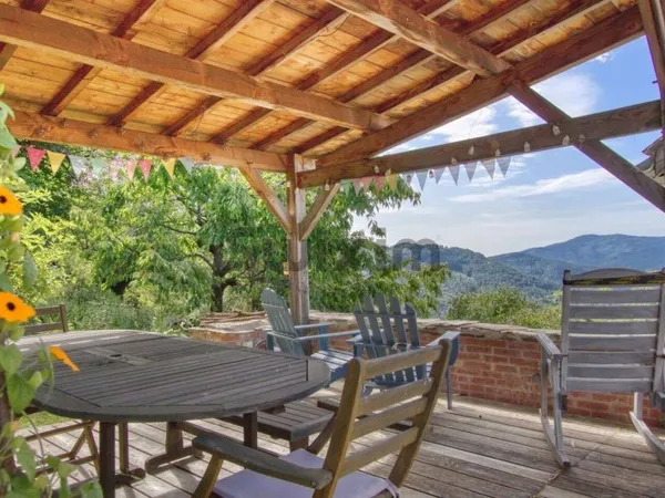 Ferme 9 pièces 235 m²