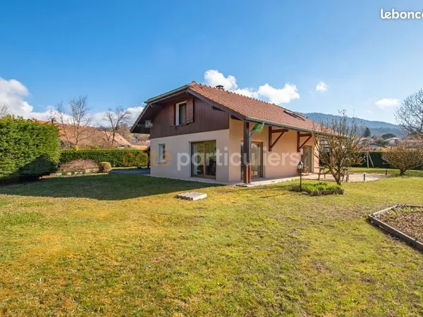 Villa 6 pièces 147 m²