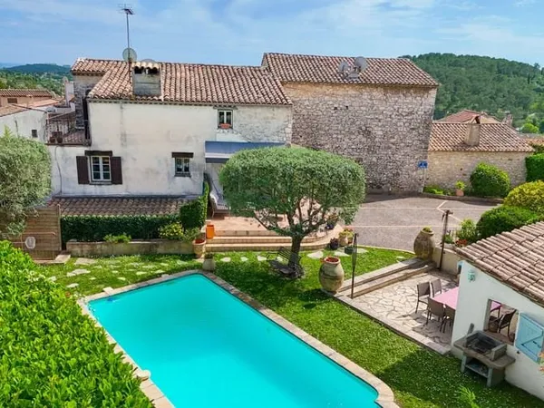 Maison 7 pièces 164 m²
