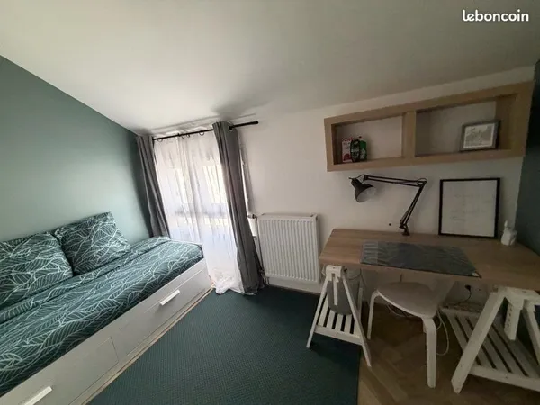 Chambre en colocation à Evry dans charmant duplex