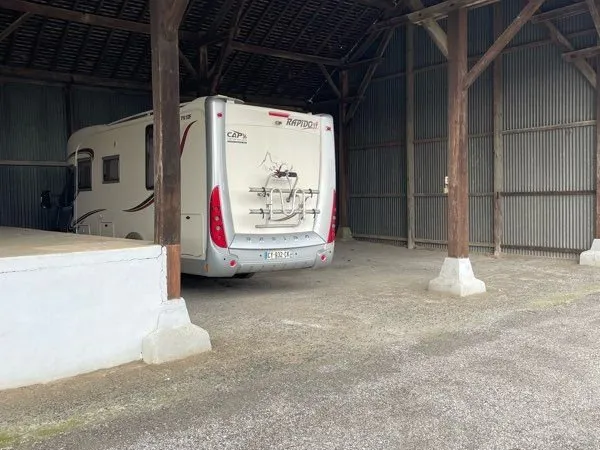 Emplacement pour camping car