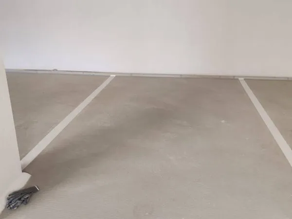Parking 13 m²
