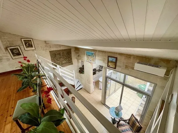 Echoppe Barrière Saint Genès - 145 m2