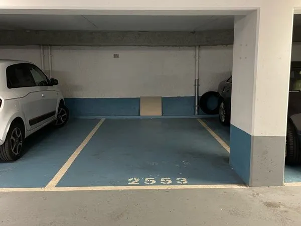 Parking à louer