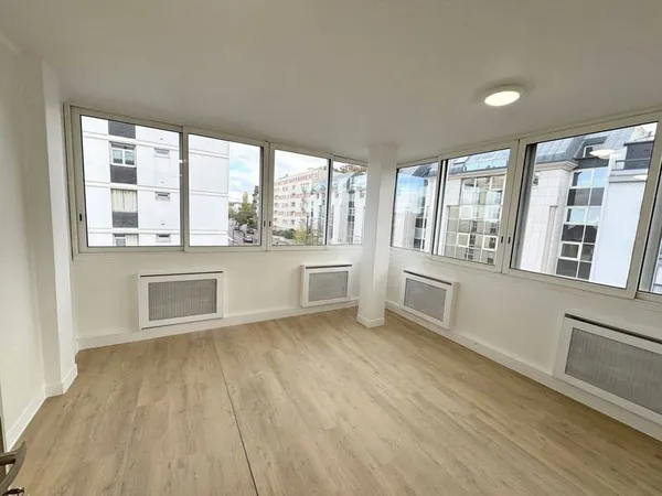 Bureaux 50 m²