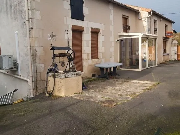 Vend maison plus terrain constructible