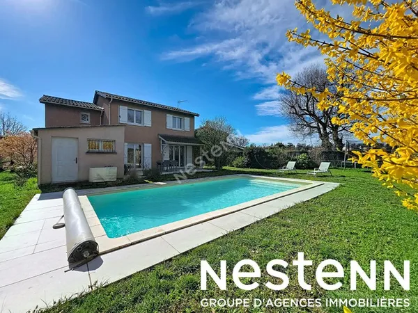 Maison 5 pièces - piscine - Saint Bonnet de Mure - Terrain - Individuelle