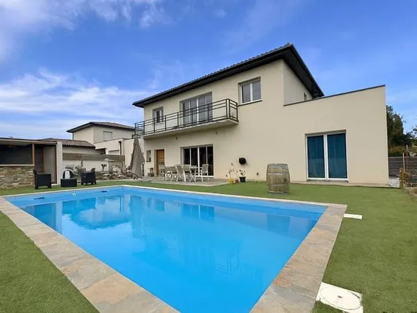 Maison 5 pièces 168 m²