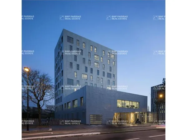 Bureaux 276 m²