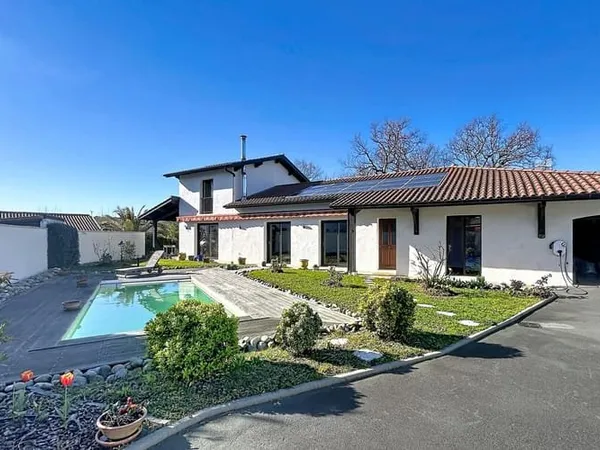 Maison 5 pièces 193 m²