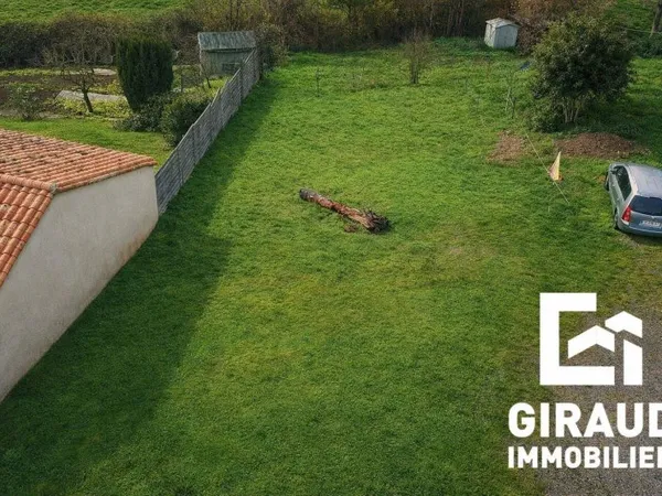 Terrain constructible 764 m²