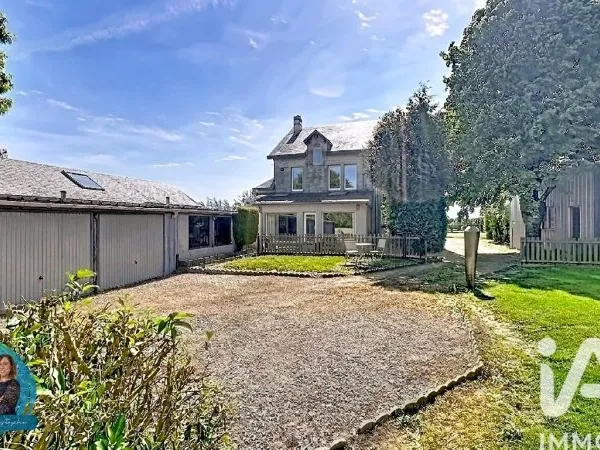 Maison 8 pièces 207 m²