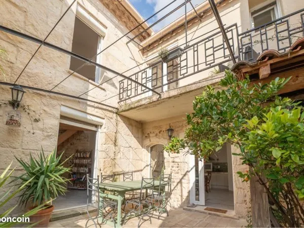 Maison de Village avec cour