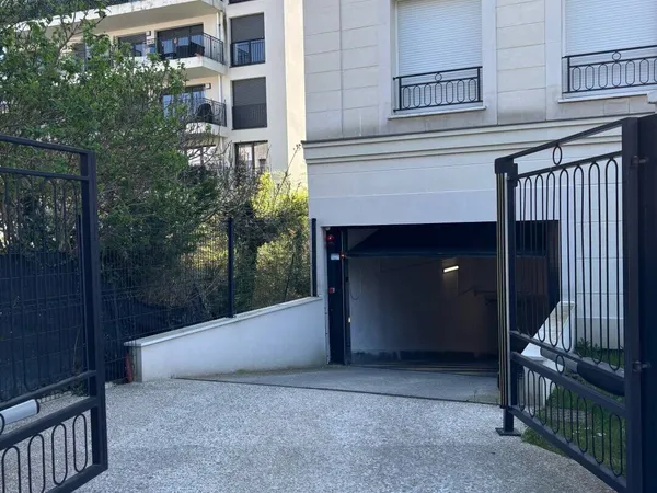 Parking 11 m²