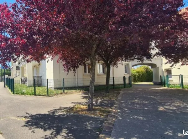 À vendre - Appartement F3 de 71 m² lumineux avec terrasse - Emplacement idéal à Verneuil