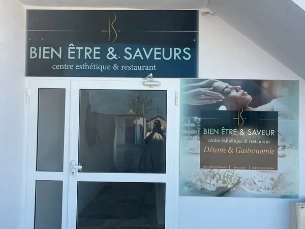Commerce Location Gignac-la-Nerthe  25m² 450€