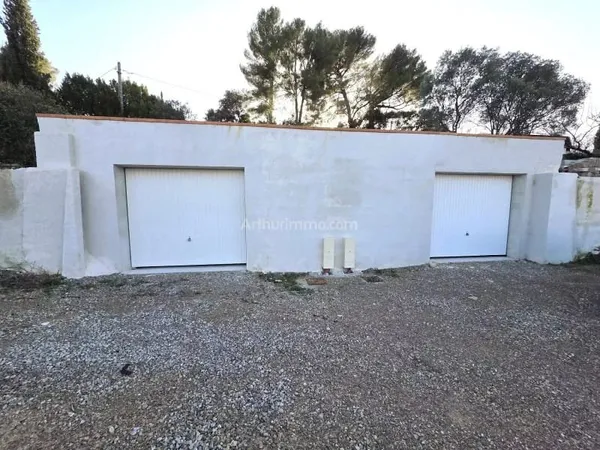 Parking/Garage/Box 124 m²