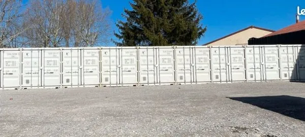 Garages et containers sécurisés - Centre de Sainte-Florine