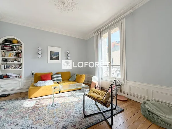 3 pièces traversant avec charme de l'ancien 68m²