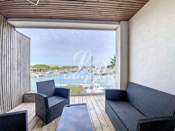 Superbe T2 en duplex - Vue port, dernier étage - Résidence récente