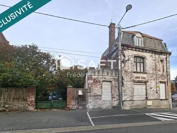 Maison semi-individuelle avec fort potentiel de rénovation !