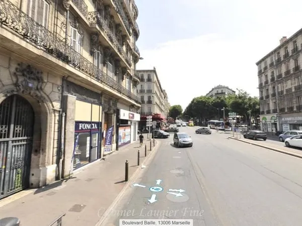 Parking 13 m²