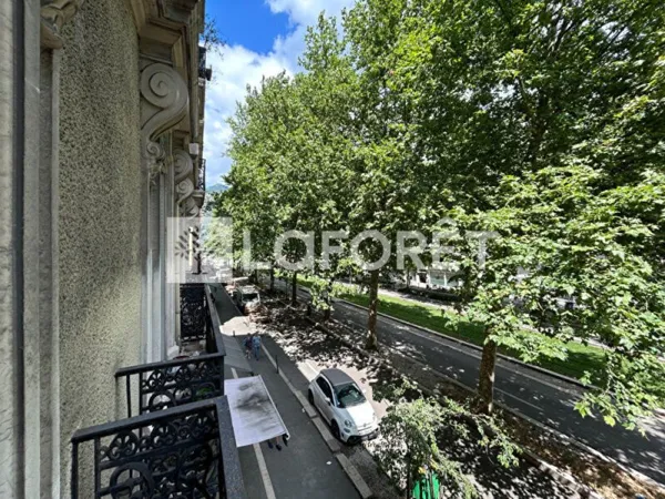 APPARTEMENT T1 bis 38 m² Cours Jean Jaurès