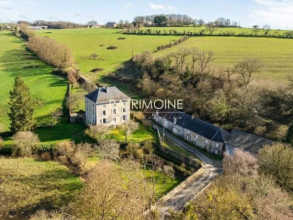 Maison 13 pièces 420 m²