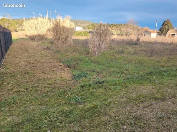 Location terrain
