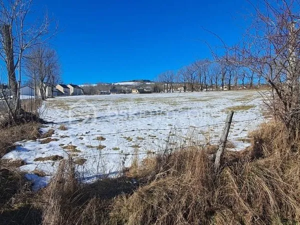 Terrain 10540 m²