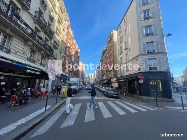Commerce habillement/textile 30 m²