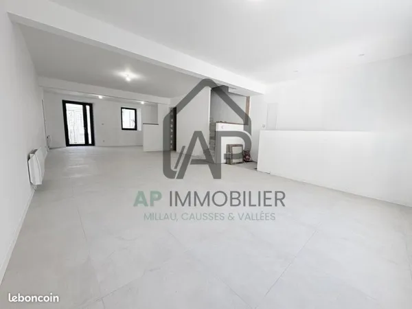 AGUESSAC - Maison de village F4 - 112 m²