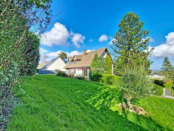 Maison familiale à vendre - 8 pièces de 260 m² à Orgeval Yvelines 78630 - 5 chambres dont 2 au RDC a