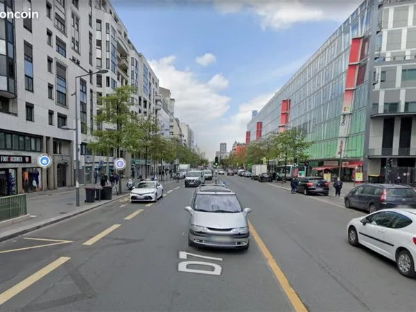 Boutique 328 m² LE KREMLIN BICETRE