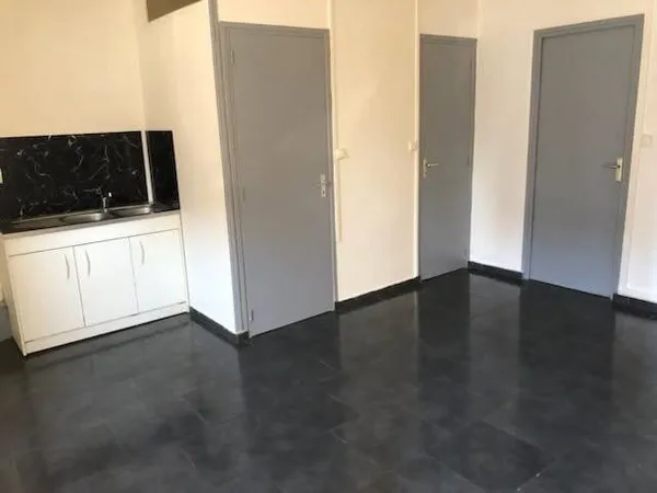 Appartement 8 pièces 211 m²