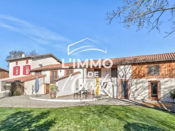 Maison La Bastide De Lordat 16 pièces 394m2+ grange et piscine