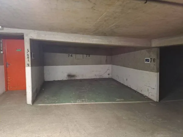 Parking 18 m²