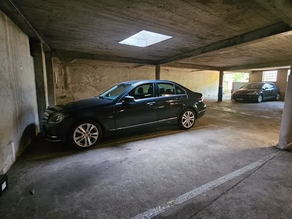 Place de parking en sous-sol - Nantes centre - 90