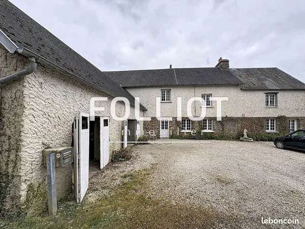 Propriété 10 pièces 240 m²