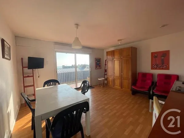 Appartement 1 pièce 33 m²