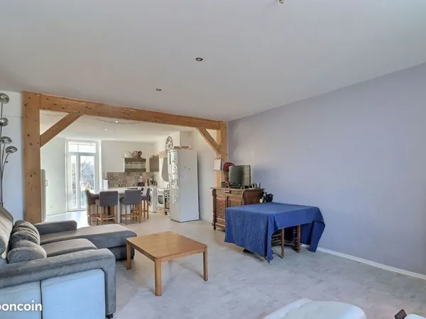 Propriété 6 pièces 195 m²